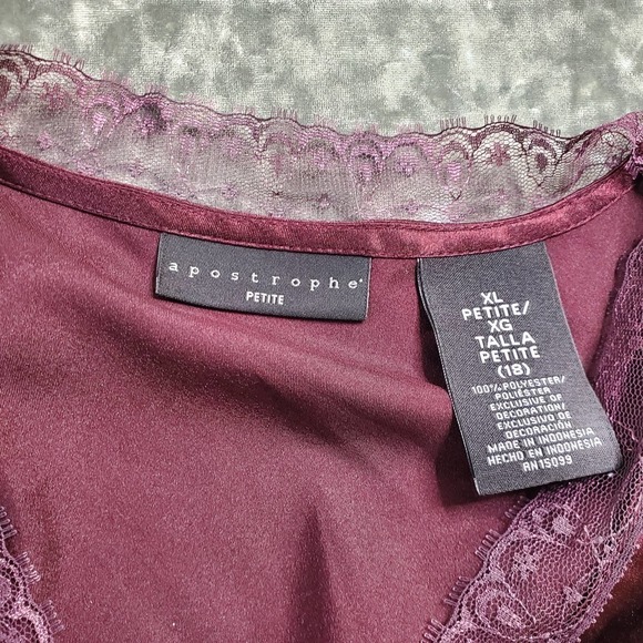 Apostrophe Petite Lace Satin Top - Picture 4 of 5